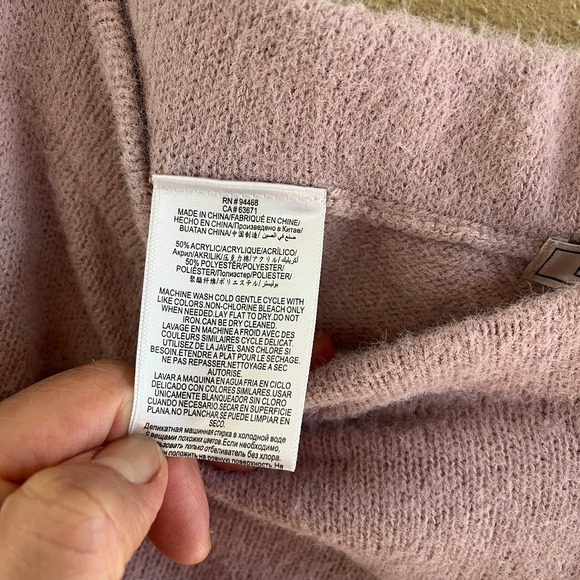 NEW BCBG Generation fuzzy soft knit english rose high waisted shorts - Picture 4 of 5